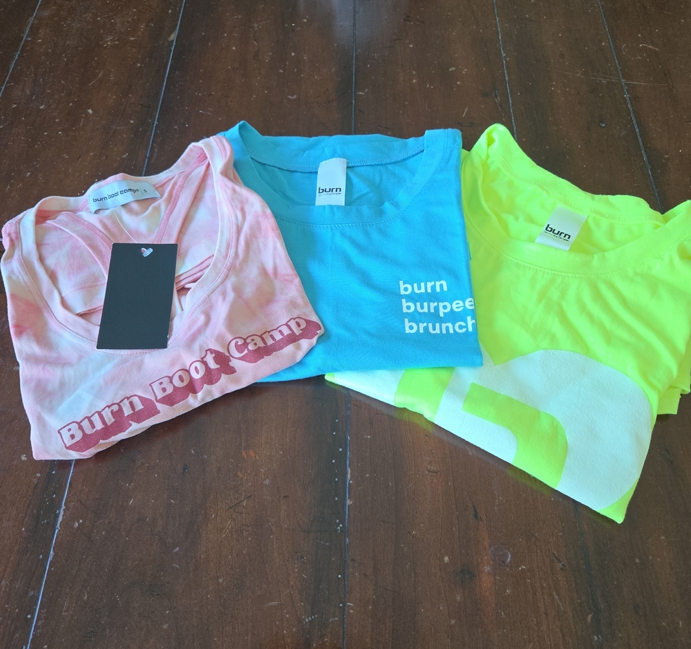 Burn Boot Camp 3 Tank Top Set